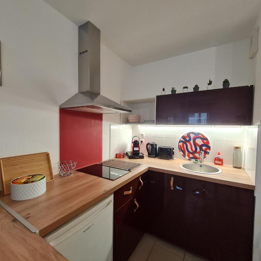 Апартаменты Beau Studio Tout Confort Au Calme Avec Parking . Вийёрбан Экстерьер фото